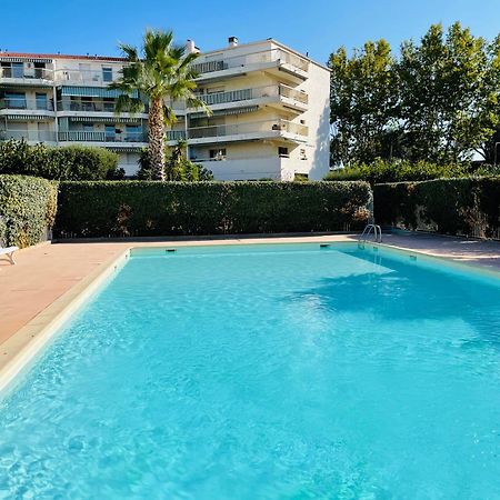 Fréjus Studio De Standing Climatise, Avec Piscine, Proche De La Mer מראה חיצוני תמונה